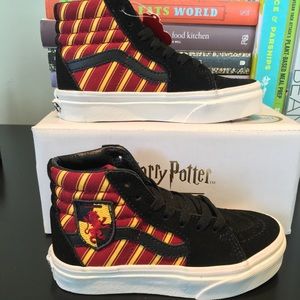 VANS SK8-HI (H POTTER) GRYFFINDOR/MULTI sz 11kids